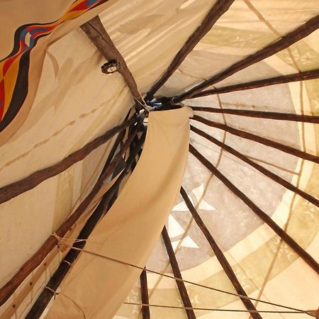 Big Sky Tipi Holidays Wartling Екстериор снимка