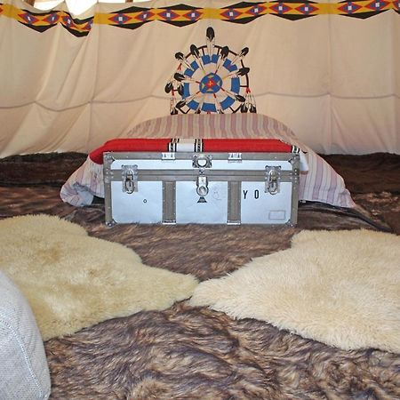 Big Sky Tipi Holidays Wartling Екстериор снимка