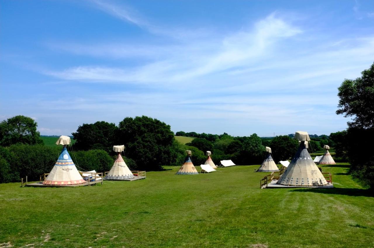 Big Sky Tipi Holidays Wartling Екстериор снимка